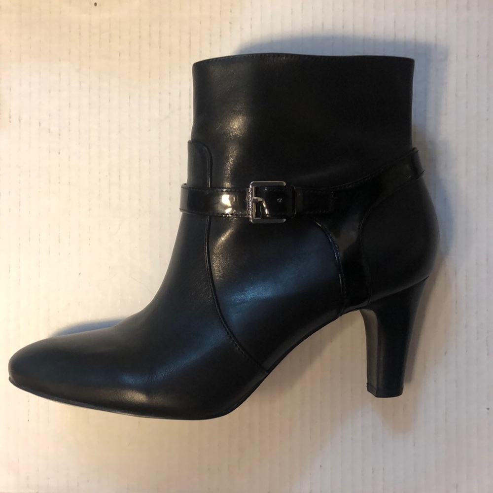 Lauren Ralph Lauren Saida Black Leather Heeled Boot EUC Size 9